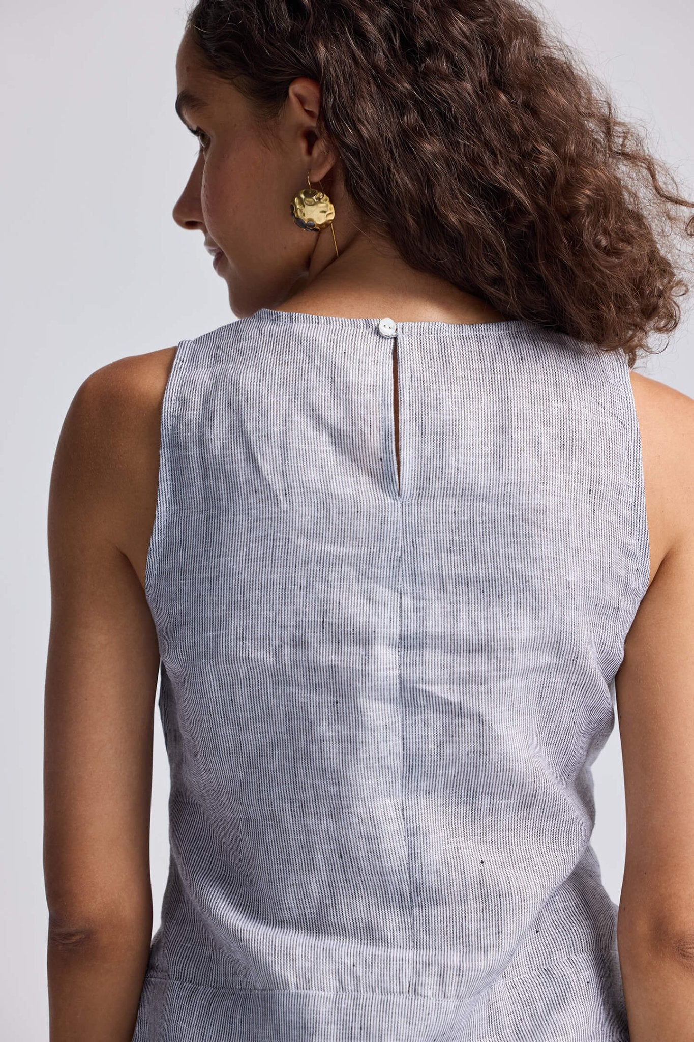 Front - tie Top in Linen Stripes - Regalia Cloth