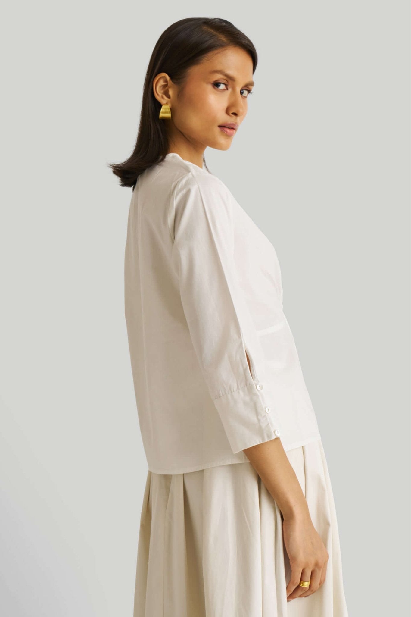 Front Twist Top in White - Regalia Cloth