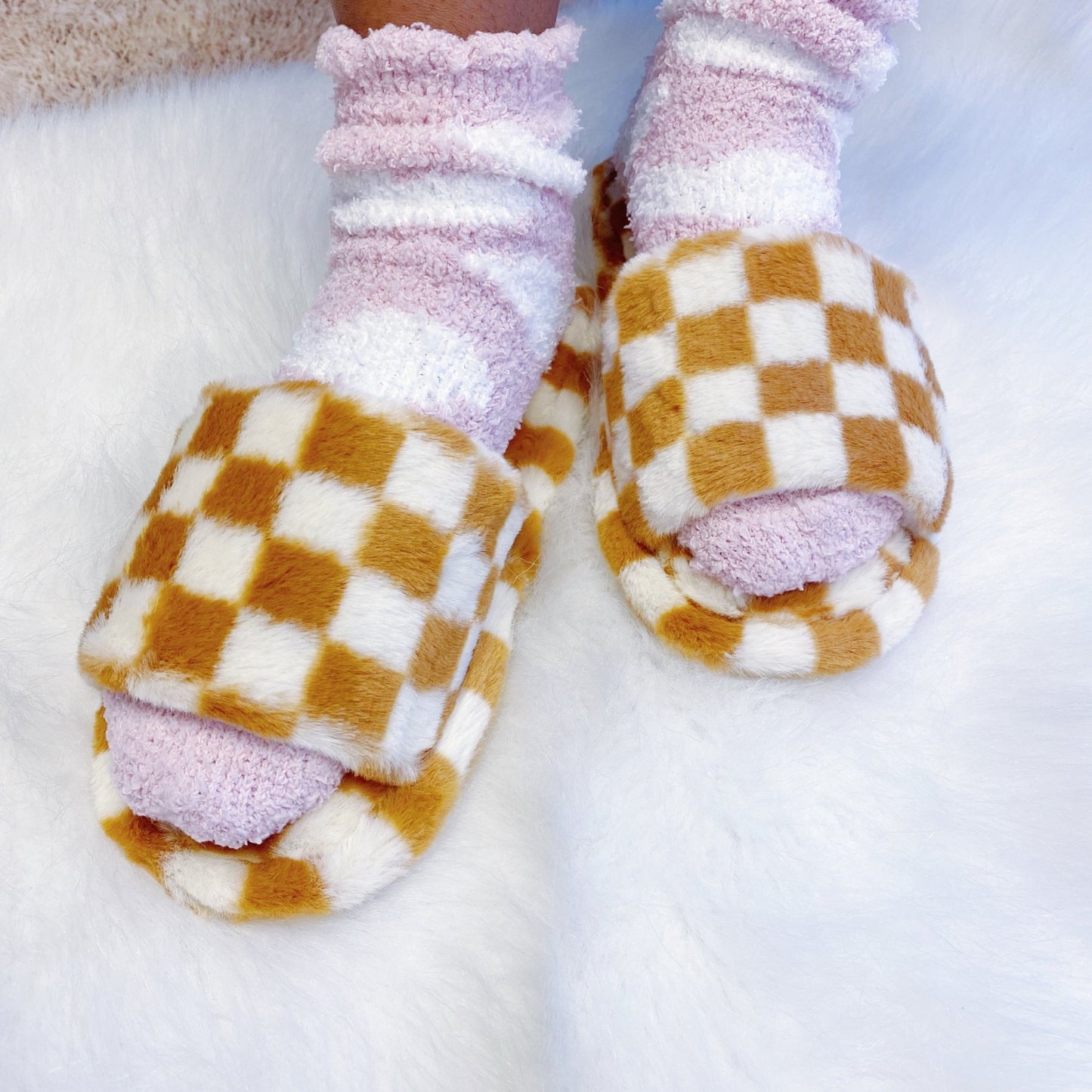 Luxe Lounge Checker Cozy Slippers - Regalia Cloth