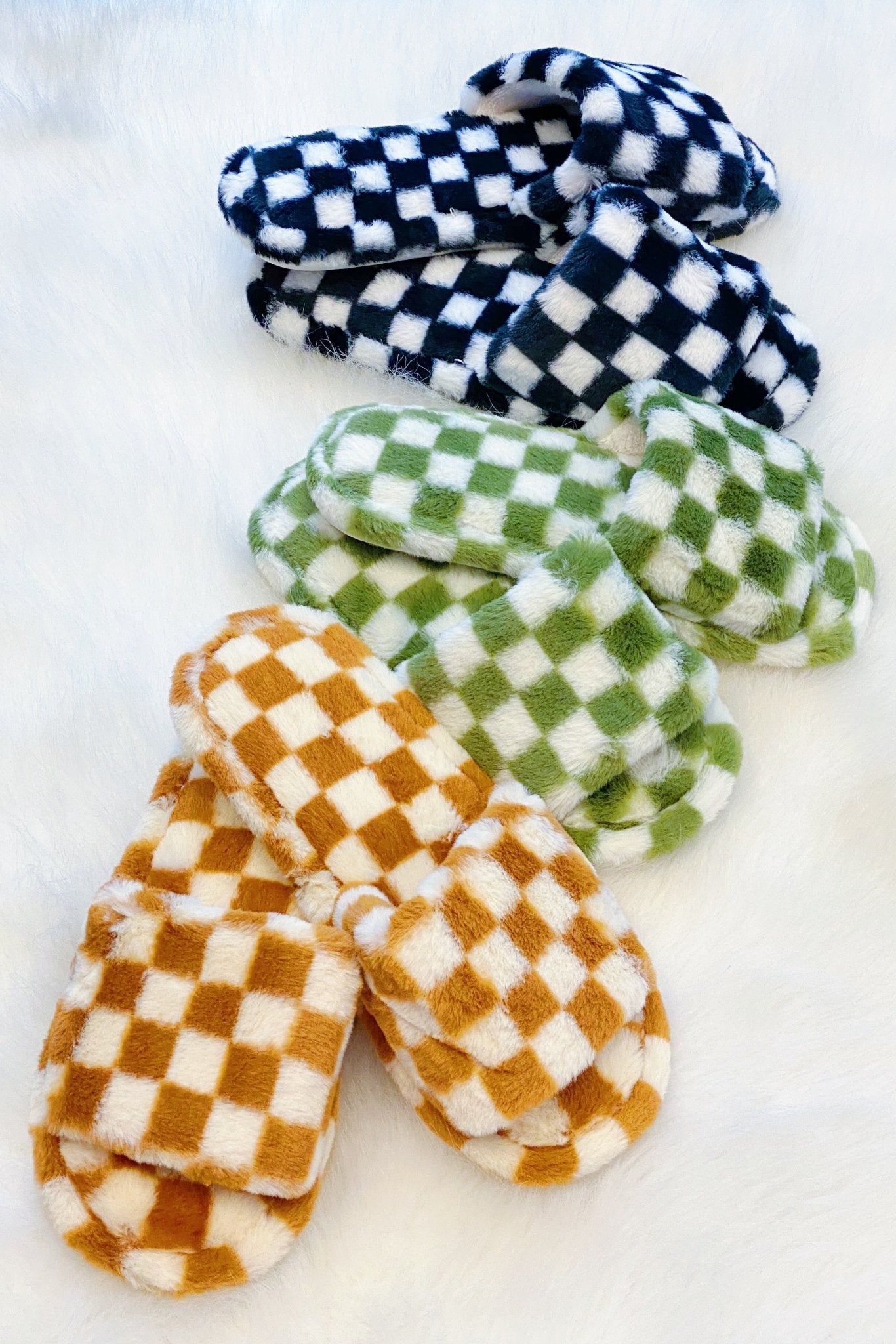 Luxe Lounge Checker Cozy Slippers - Regalia Cloth