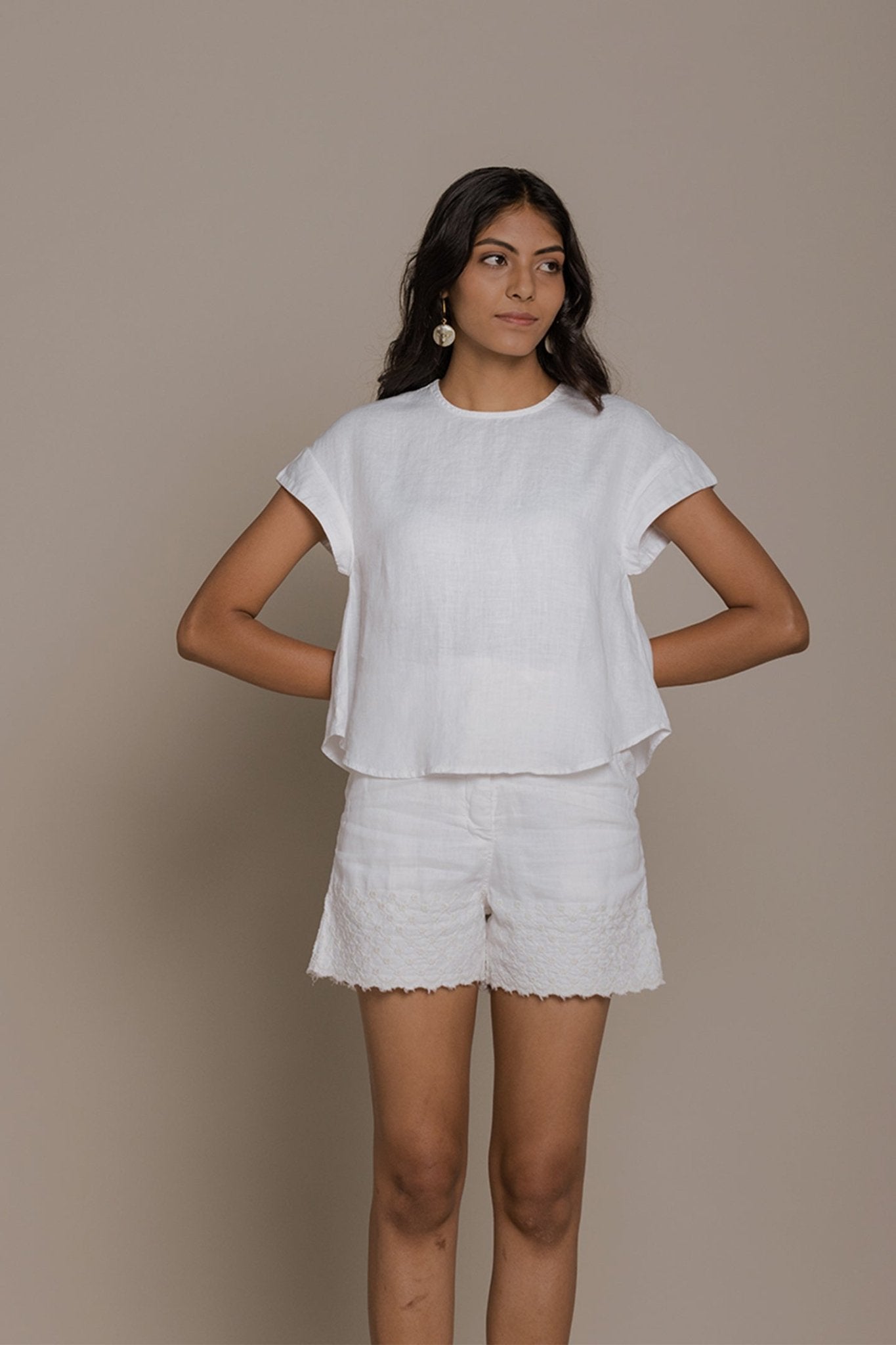 Sandcastle Saturdays Top in White - Regalia Cloth